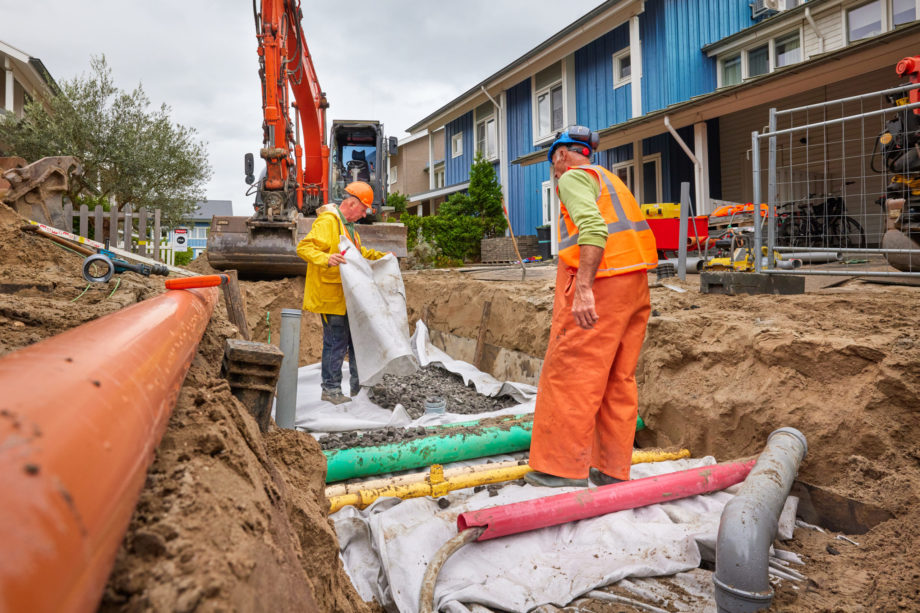 Nieuwe infrastructuur, oorzaak bodemdaling in Schiedam Zuid-Holland.