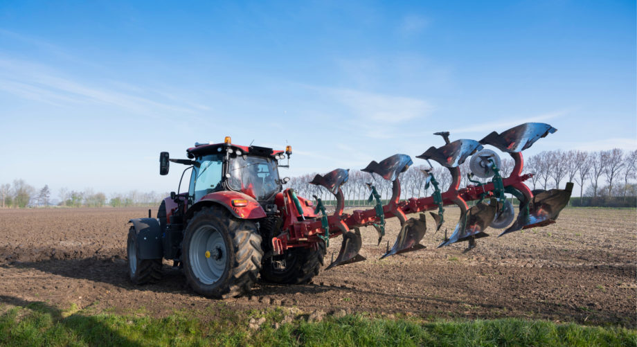 Bedrijfsvoering op veen, boeren aan het werk.